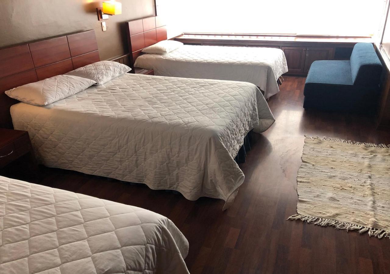 Filatelia Suites & Travel كويتو الغرفة الصورة