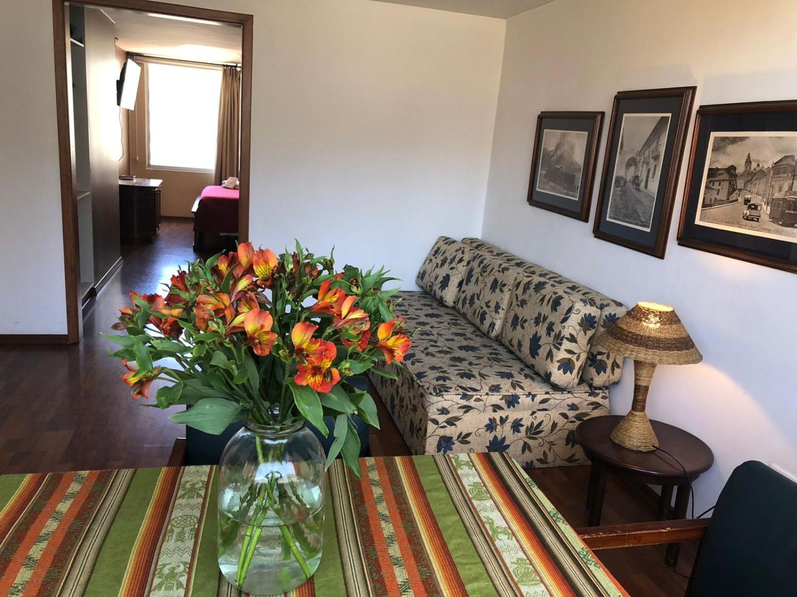 Filatelia Suites & Travel كويتو المظهر الخارجي الصورة