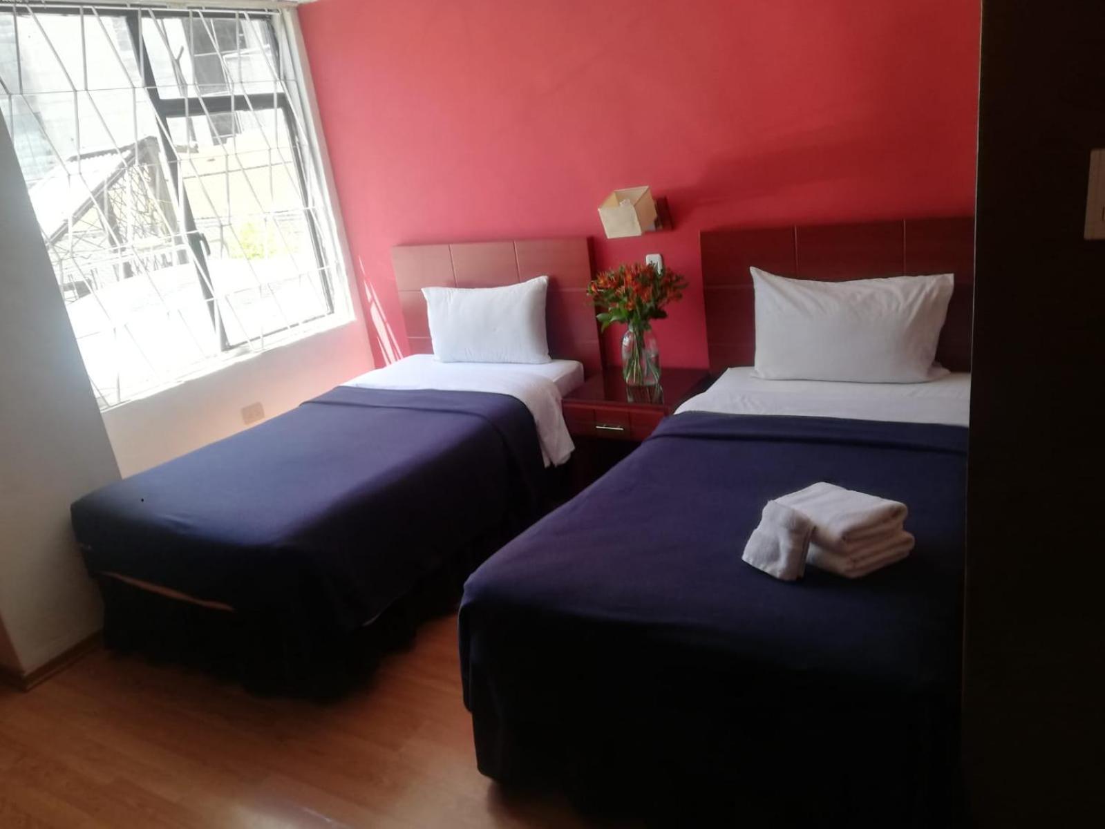 Filatelia Suites & Travel كويتو المظهر الخارجي الصورة