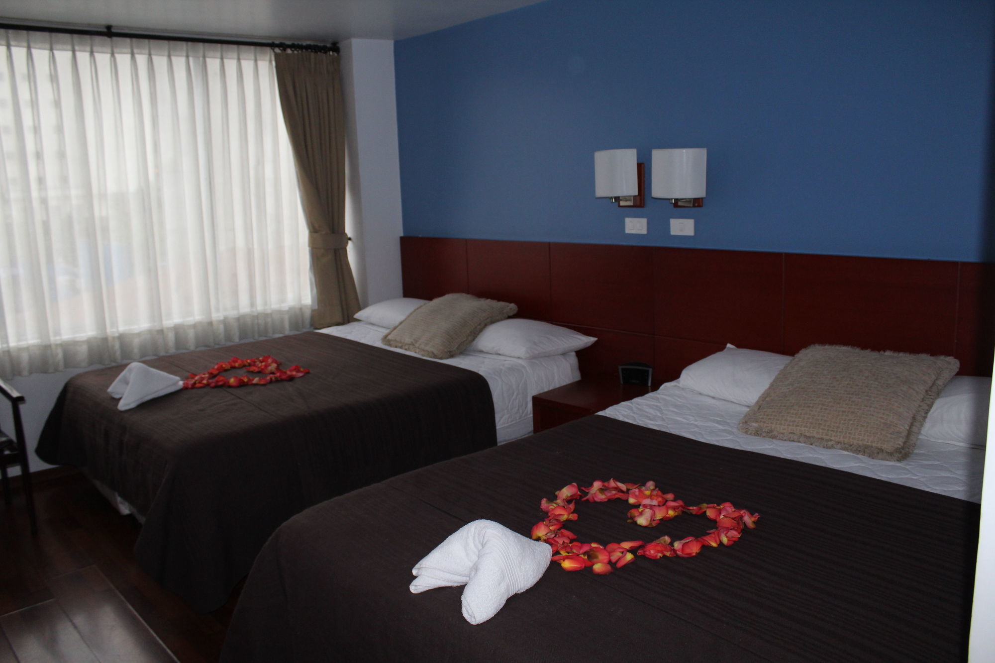 Filatelia Suites & Travel كويتو المظهر الخارجي الصورة