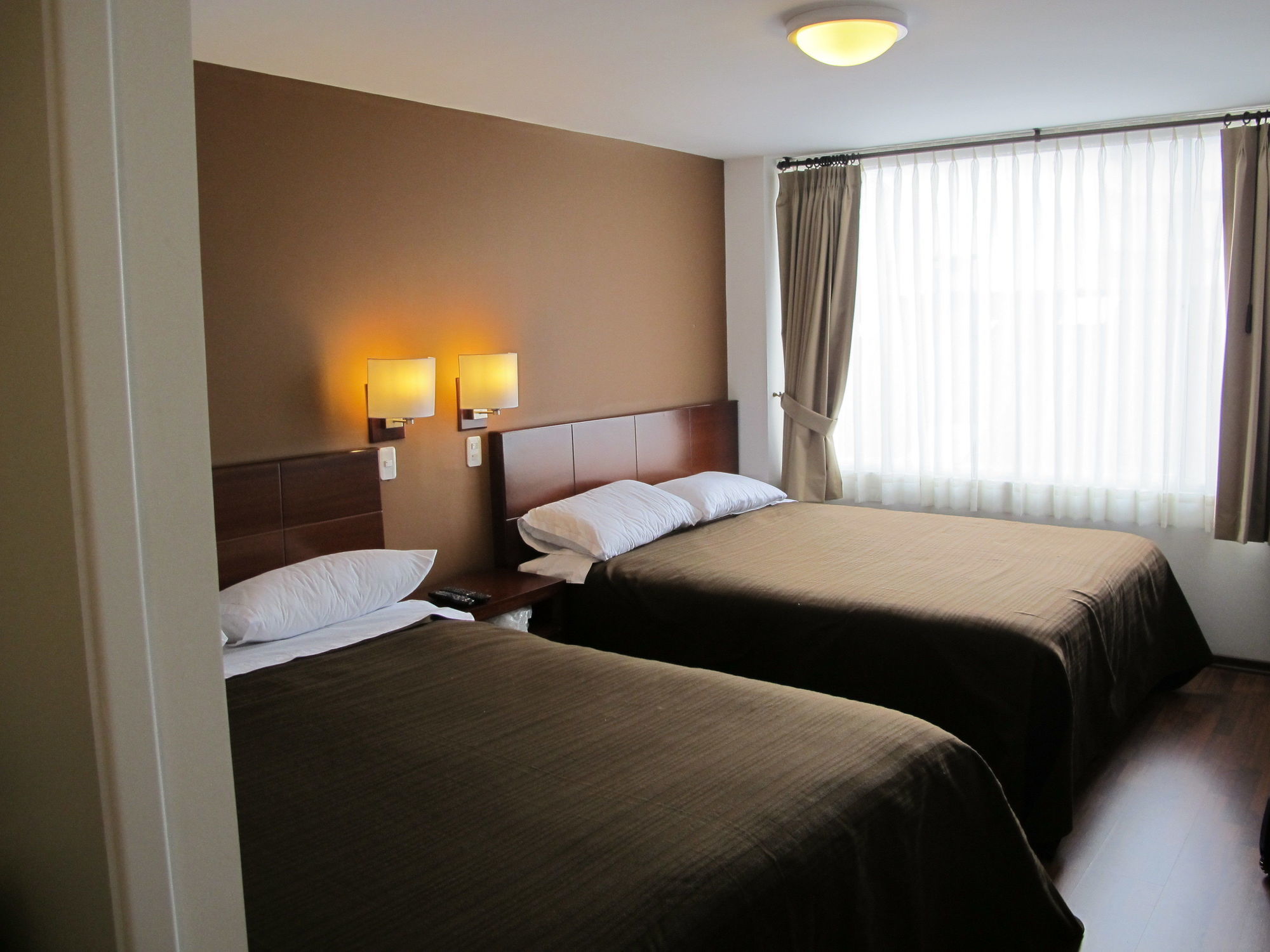 Filatelia Suites & Travel كويتو المظهر الخارجي الصورة